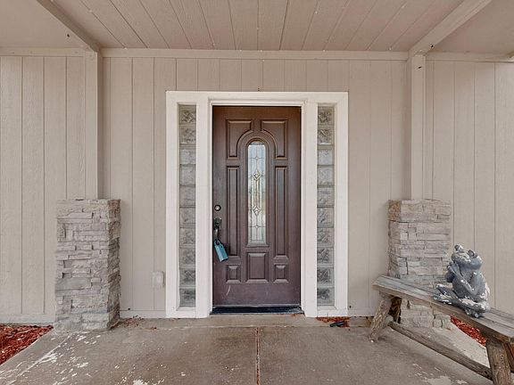 4th image of 4 Cavenee Cir