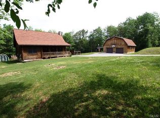 45 Montage Ave, Palmerton, PA 18071