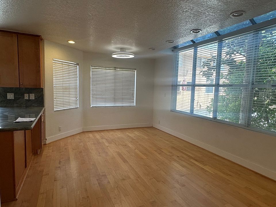 Dining/Family Room