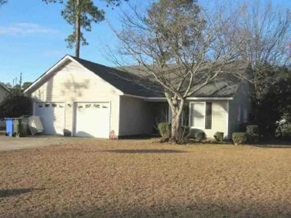 6721 Pacific Ave, Fayetteville, NC 28314