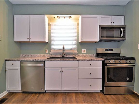 4th image of 1416 S Roosevelt Dr