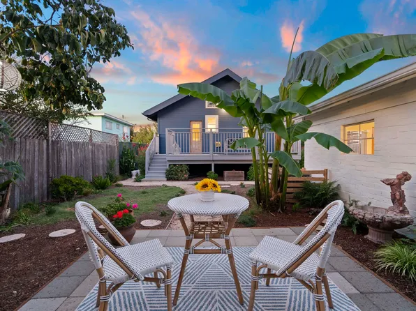 4129 Carrington St, Oakland, CA 94601