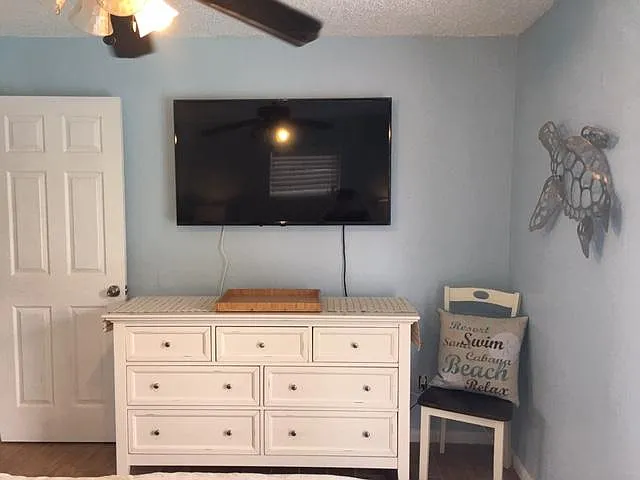 5521 SW 38th Ct — Photo 9