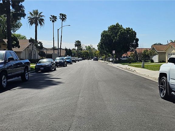 5th image of 6095 Correll St