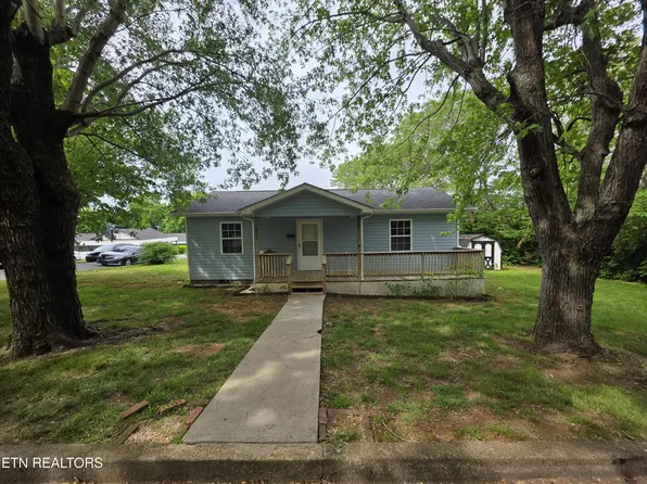 1011 Bon St, Lenoir City, TN 37771