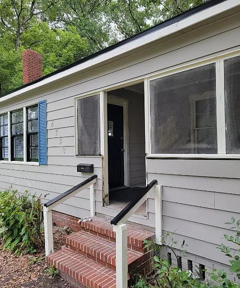 4730 Crescent St — Photo 4