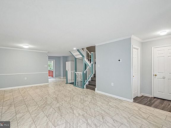 3rd image of 11830 Critton Cir