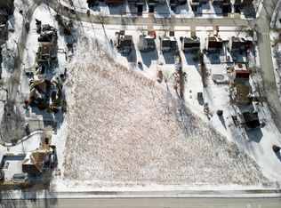 24W737 Central Ave, Roselle, IL 60172