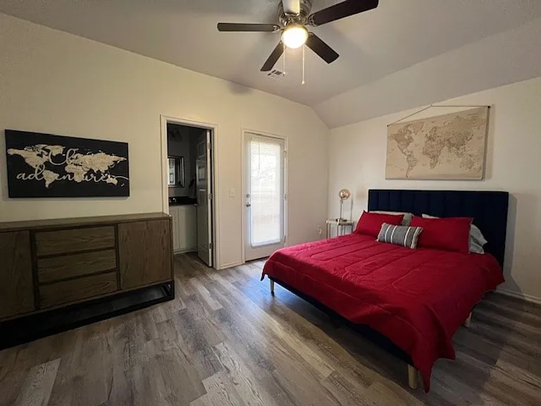 1212 SW Oklahoma Ave — Photo 7