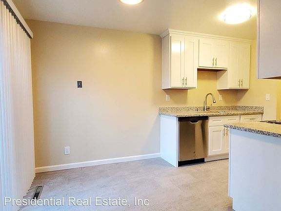 3rd image of 4315 Camden Ave