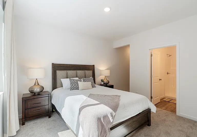 13903 Oakwood Dr — Photo 5