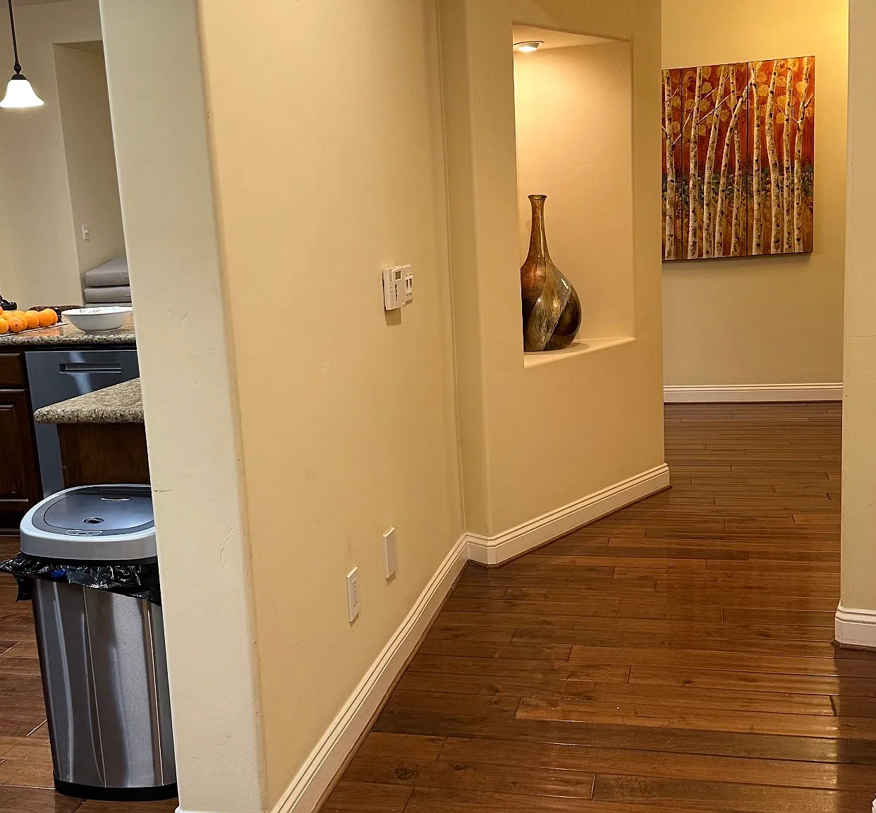 3 bed, 3233 sqft, $6,800 — Photo 4