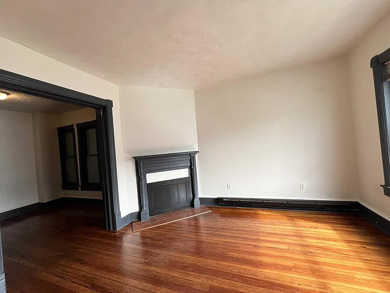 238 N Raleigh St — Photo 6