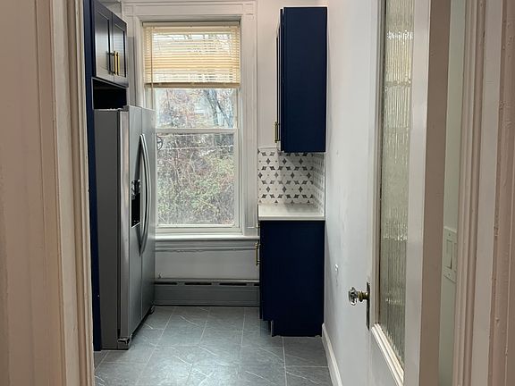 4th image of 681 E 29th St #2