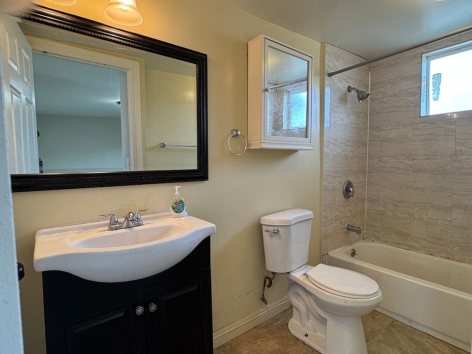 1st image of 3323 Big Dalton Ave #3