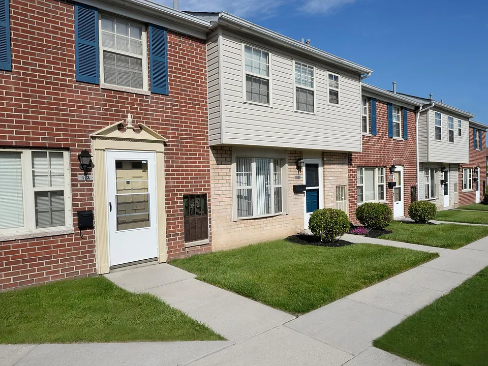 Yorktowne Townhomes