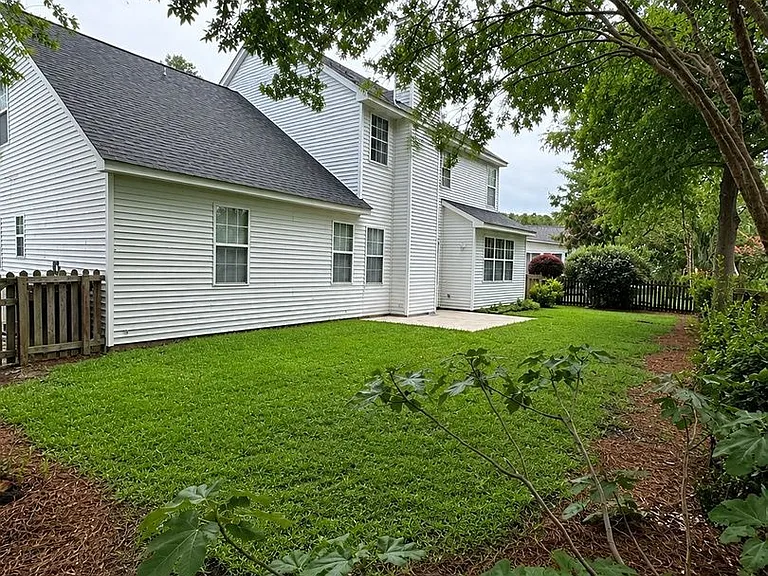 1589 Thomas Barksdale Way — Photo 32