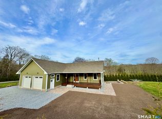 6 Clark Gates Rd E, Moodus, CT 06469