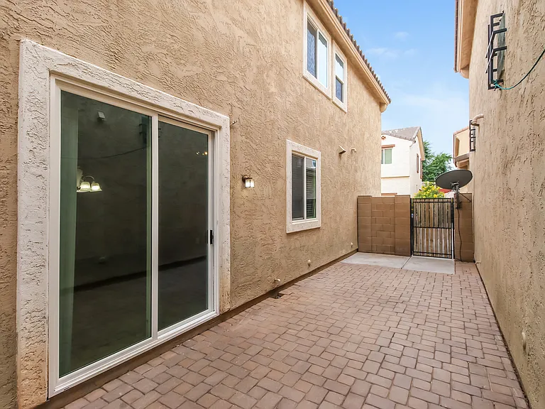 4113 E Tulsa St — Photo 12