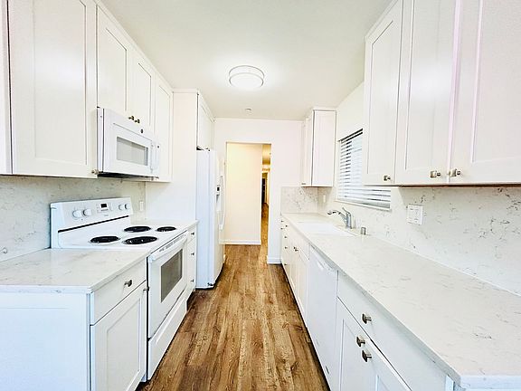 4th image of 2504 Pacific Ave APT 1