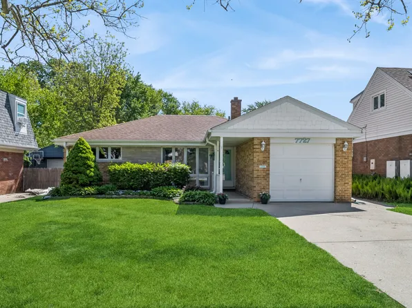 7727 N Oconto Ave, Niles, IL 60714