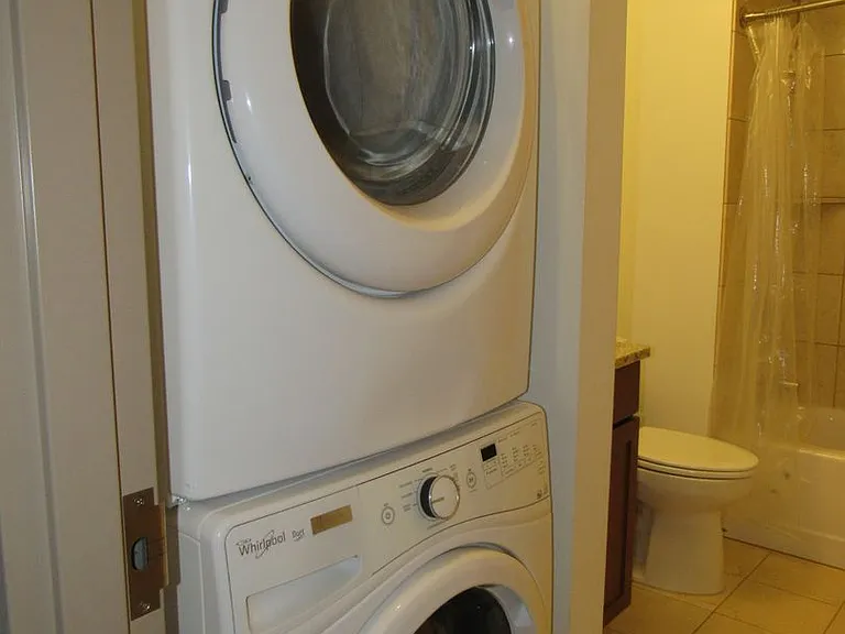 427 Pershing Ave — Photo 10