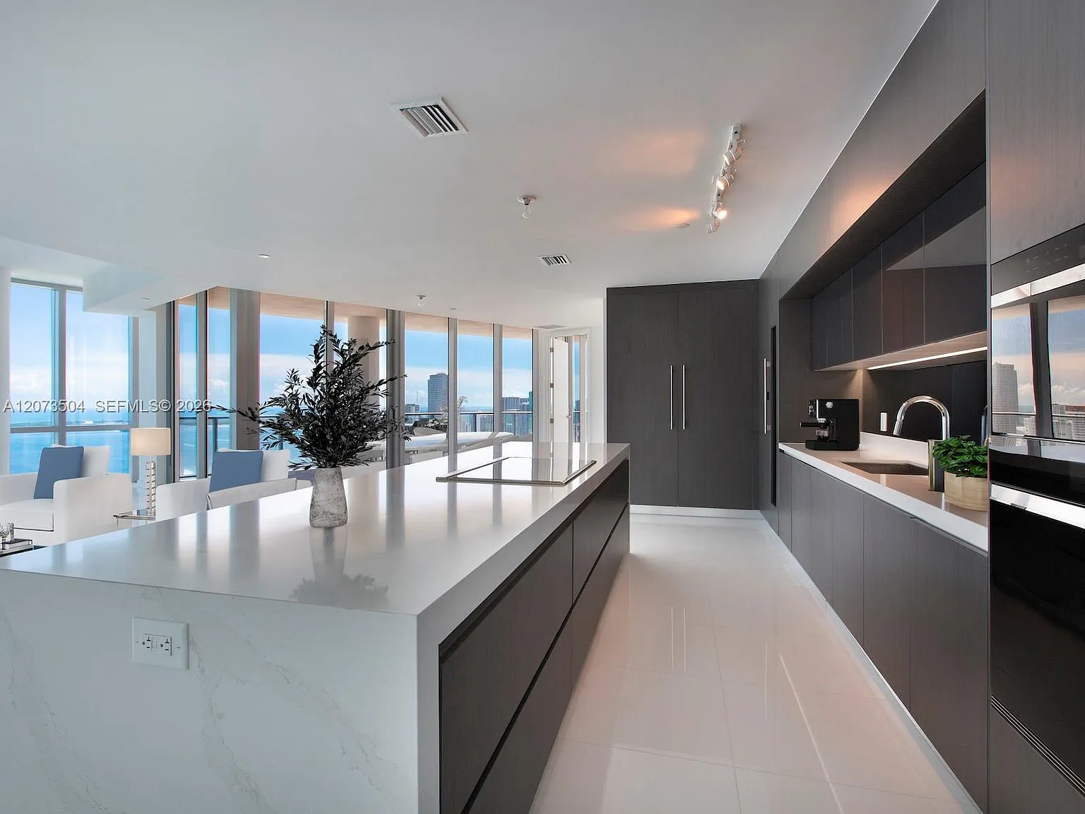 Paramount Miami Worldcent — Photo 3