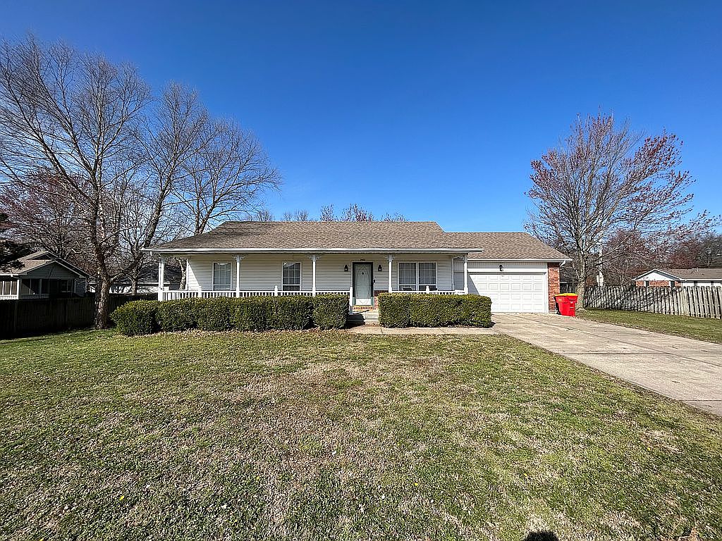 2502 S Stilwell St, Pittsburg, KS 66762 | Zillow