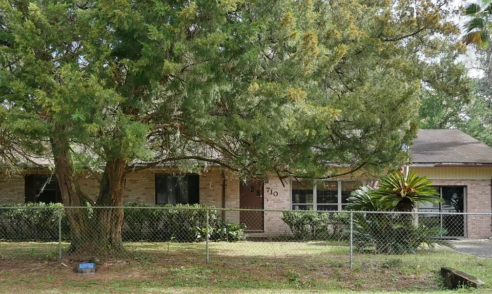 1st image of 710 HIGHLAND Avenue