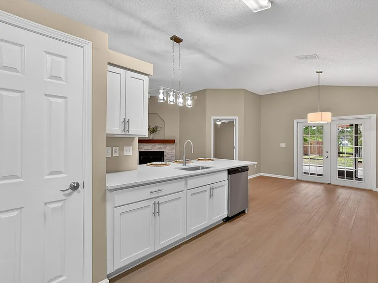 863 S Lilac Loop — Photo 19