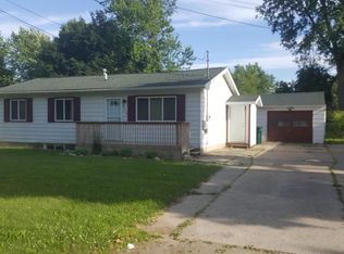 524 Community St, Lansing, MI 48906