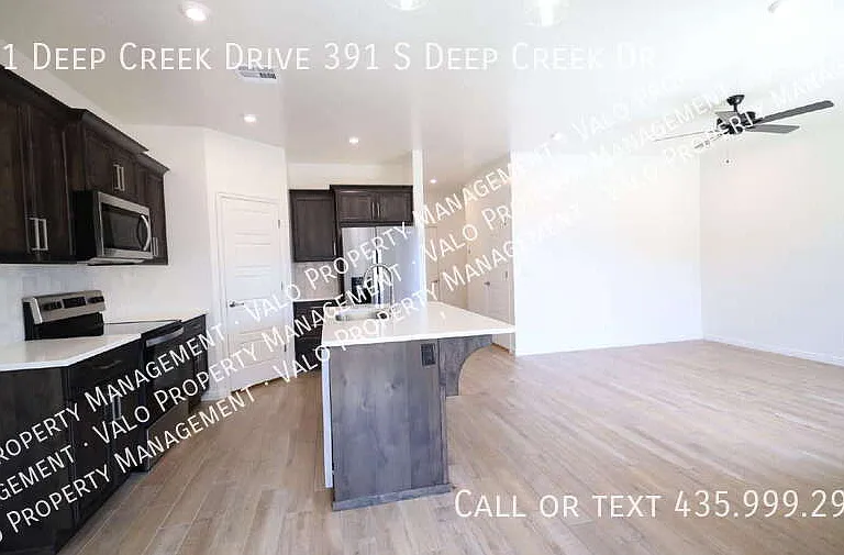 391 S Deep Creek Dr — Photo 9