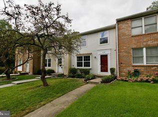 8146 Loving Forest Ct, Springfield, VA 22153