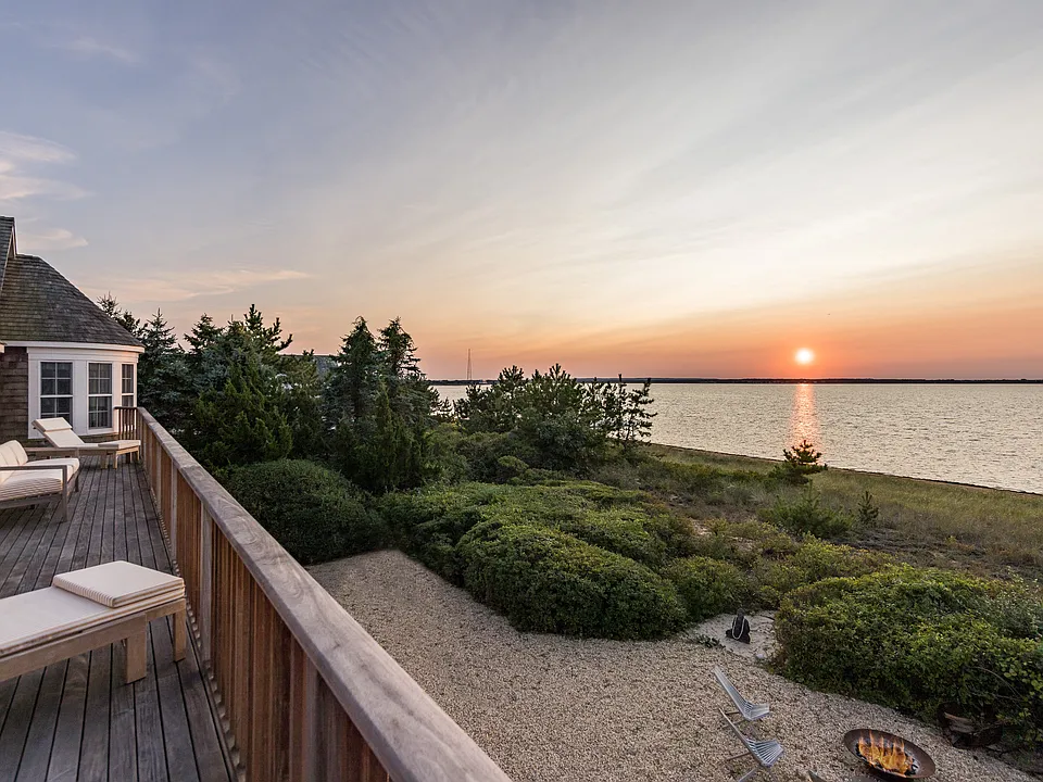 20 Napeague Harbor Rd