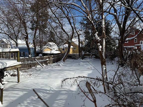 5th image of 154 N Collingwood Ave