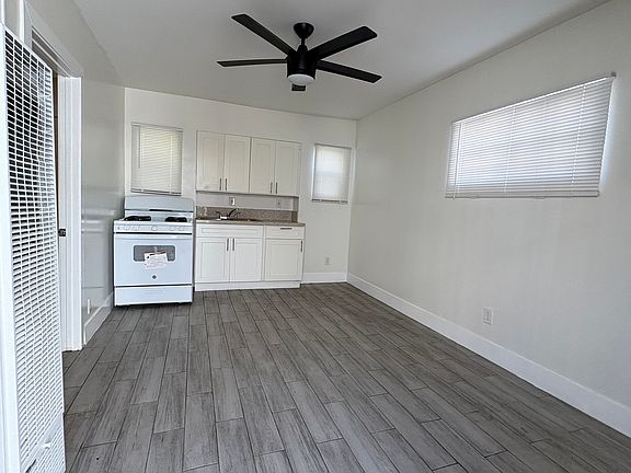 5th image of 1133 Hoffman Ave APT 11