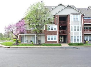 433 Shirley Ridge Dr, Saint Charles, MO 63304