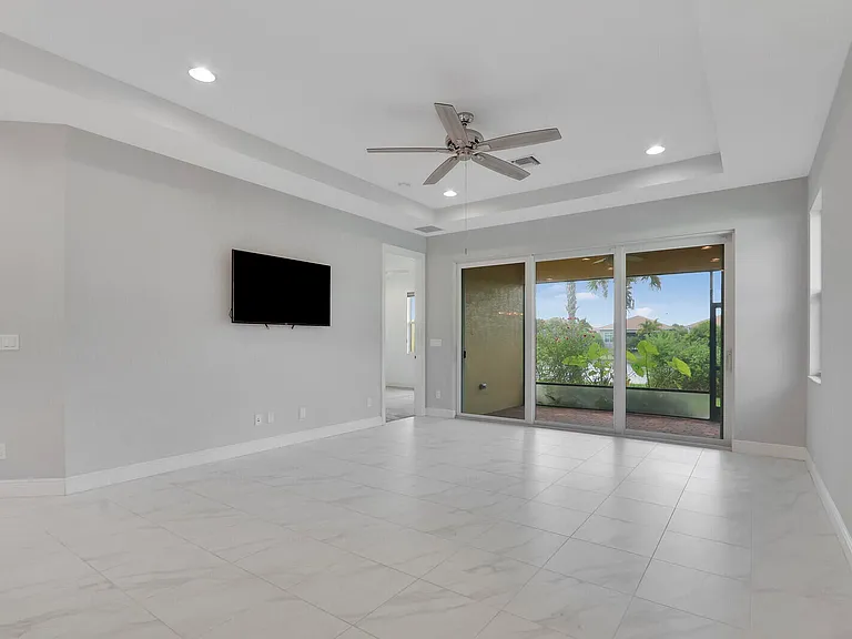 21026 SW Modena Way — Photo 8