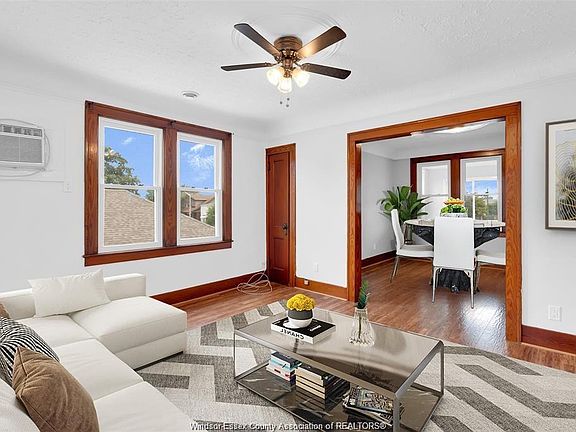 3rd image of 1405 Drouillard Rd #2