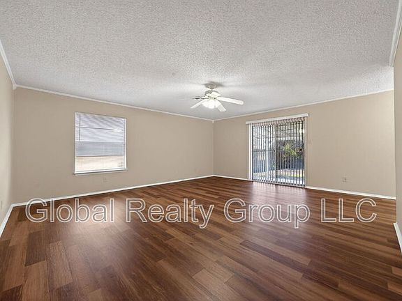 4th image of 4834 Sorrento