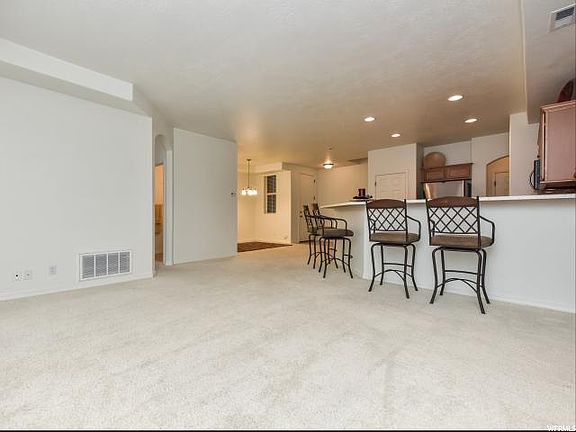 5th image of 6826 S Garonne Ct