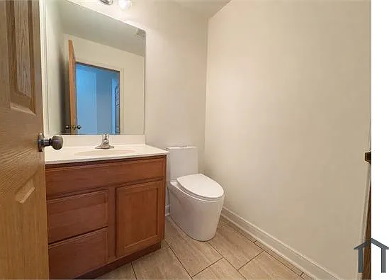 256 S Oak Creek Ln — Photo 3