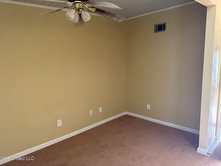 10633 Woolmarket Lake Rd — Photo 7