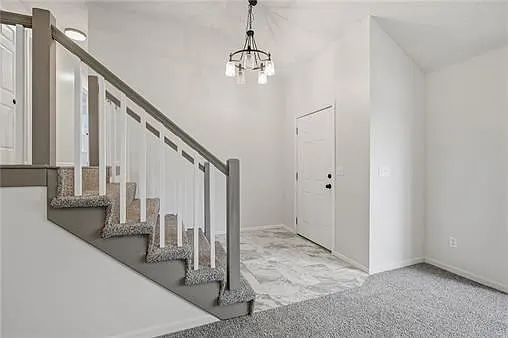 2521 NW Richard Dr — Photo 5
