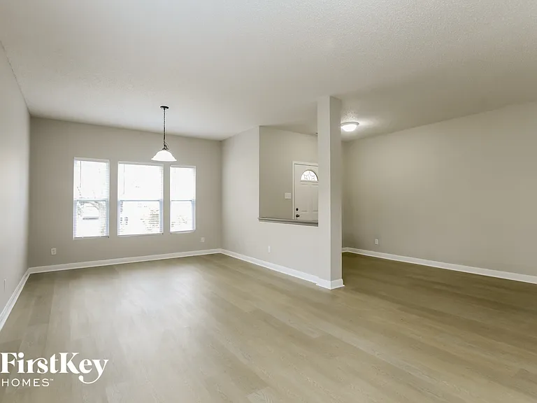 6628 Westland Dr — Photo 4