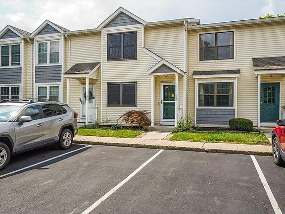 2nd image of 907 Soramill Ln #8E