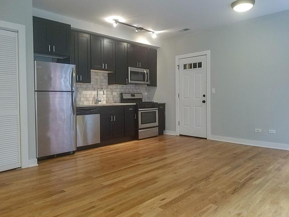 2nd image of 2203 W Eastwood Ave #1WS
