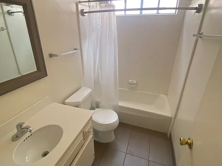 10550 Rose Ave #2 — Photo 8