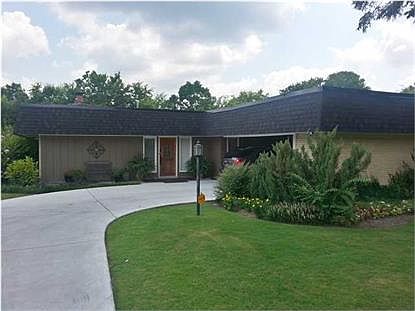 1st image of 3426 Dresden Dr