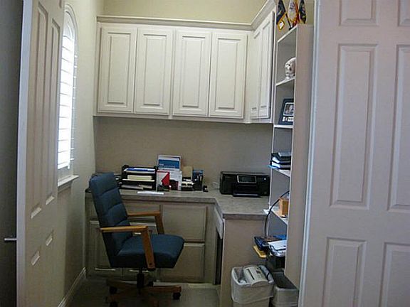 4th image of 367 Pine Valley Dr